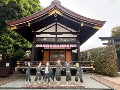 中野沼袋氷川神社の{uncategorized: "未分類", other: "その他", undefined: "問題あり", building: "その他建物", grave: "お墓", sacred_gate: "鳥居", guardian: "狛犬", statue: "像", buddha: "仏像", history: "歴史", nature: "自然", garden: "庭園", animal: "動物", pagoda: "塔", temizu: "手水舎", mountain_gate: "山門・神門", sanctuary: "本殿・本堂", subordinate: "末社・摂社", art: "芸術", scenery: "景色", jizo: "地蔵", ema: "絵馬", goshuin: "御朱印", omikuji: "おみくじ", items: "授与品その他", amulet: "お守り", goshuincho: "御朱印帳", eats: "食事", festival: "お祭り", votive_dance: "神楽", shichigosan: "七五三参", wedding: "結婚式", experience: "体験その他", initially: "初詣", around: "周辺", anti_infection: "感染症対策"}