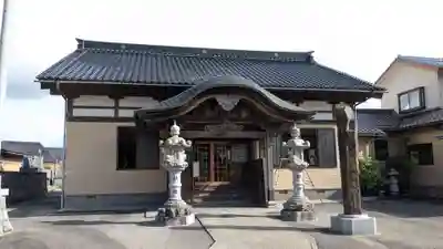 独勝寺の本殿・本堂