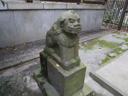 熊野神社の狛犬