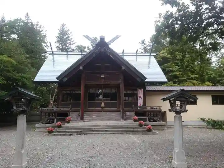 栗沢神社の本殿・本堂