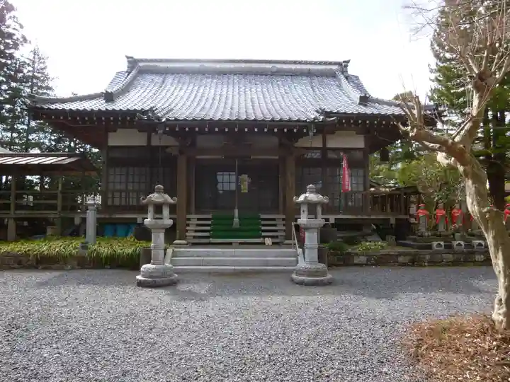 東性寺の本殿・本堂