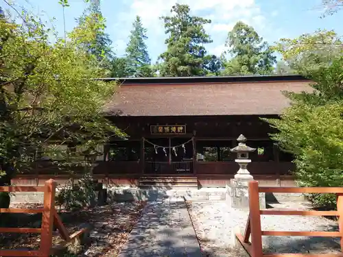 大井俣窪八幡神社の本殿