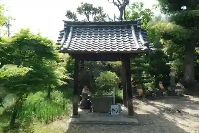 密厳寺の手水舎