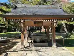 武田神社の手水