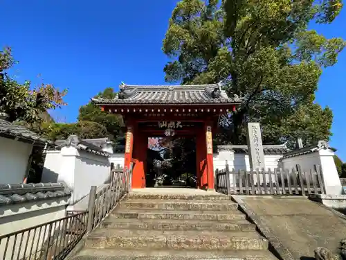 乙訓寺の山門・神門