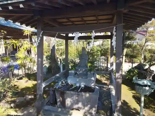 蓮昌寺の手水舎