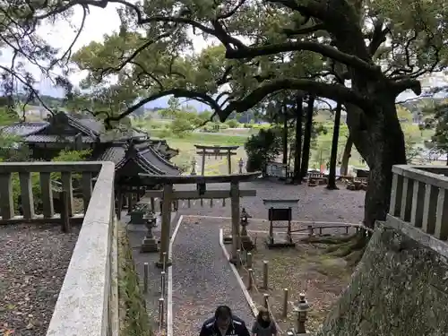 事任八幡宮の建物その他