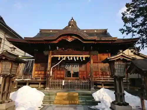 國神神社の本殿