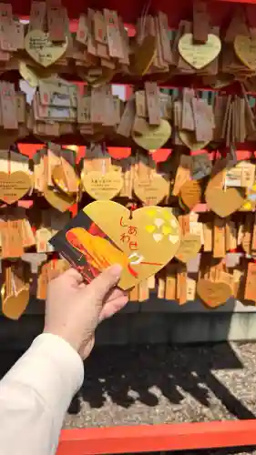 金神社の{uncategorized: "未分類", other: "その他", undefined: "問題あり", building: "その他建物", grave: "お墓", sacred_gate: "鳥居", guardian: "狛犬", statue: "像", buddha: "仏像", history: "歴史", nature: "自然", garden: "庭園", animal: "動物", pagoda: "塔", temizu: "手水舎", mountain_gate: "山門・神門", sanctuary: "本殿・本堂", subordinate: "末社・摂社", art: "芸術", scenery: "景色", jizo: "地蔵", ema: "絵馬", goshuin: "御朱印", omikuji: "おみくじ", items: "授与品その他", amulet: "お守り", goshuincho: "御朱印帳", eats: "食事", festival: "お祭り", votive_dance: "神楽", shichigosan: "七五三参", wedding: "結婚式", experience: "体験その他", initially: "初詣", around: "周辺", anti_infection: "感染症対策"}