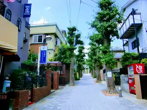 鳩ヶ谷氷川神社の周辺
