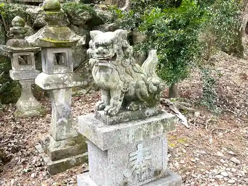 住吉神社の狛犬