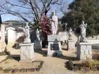 大聖勝軍寺の{uncategorized: "未分類", other: "その他", undefined: "問題あり", building: "その他建物", grave: "お墓", sacred_gate: "鳥居", guardian: "狛犬", statue: "像", buddha: "仏像", history: "歴史", nature: "自然", garden: "庭園", animal: "動物", pagoda: "塔", temizu: "手水舎", mountain_gate: "山門・神門", sanctuary: "本殿・本堂", subordinate: "末社・摂社", art: "芸術", scenery: "景色", jizo: "地蔵", ema: "絵馬", goshuin: "御朱印", omikuji: "おみくじ", items: "授与品その他", amulet: "お守り", goshuincho: "御朱印帳", eats: "食事", festival: "お祭り", votive_dance: "神楽", shichigosan: "七五三参", wedding: "結婚式", experience: "体験その他", initially: "初詣", around: "周辺", anti_infection: "感染症対策"}