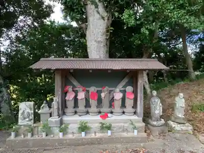 お堂（名称不明）の地蔵