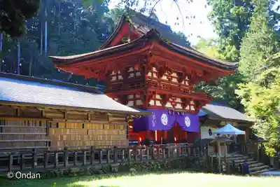 丹生都比売神社の山門・神門