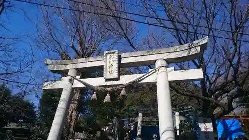 鳩ヶ谷氷川神社の鳥居