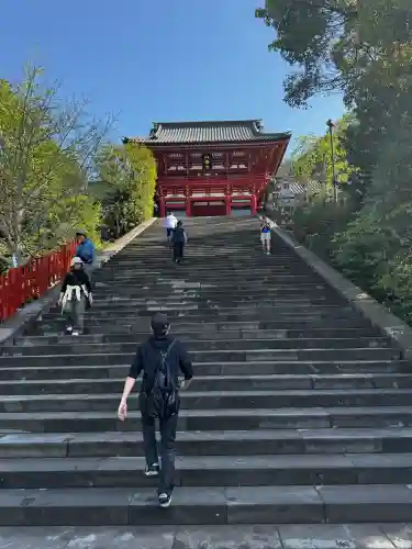 鶴岡八幡宮の{uncategorized: "未分類", other: "その他", undefined: "問題あり", building: "その他建物", grave: "お墓", sacred_gate: "鳥居", guardian: "狛犬", statue: "像", buddha: "仏像", history: "歴史", nature: "自然", garden: "庭園", animal: "動物", pagoda: "塔", temizu: "手水舎", mountain_gate: "山門・神門", sanctuary: "本殿・本堂", subordinate: "末社・摂社", art: "芸術", scenery: "景色", jizo: "地蔵", ema: "絵馬", goshuin: "御朱印", omikuji: "おみくじ", items: "授与品その他", amulet: "お守り", goshuincho: "御朱印帳", eats: "食事", festival: "お祭り", votive_dance: "神楽", shichigosan: "七五三参", wedding: "結婚式", experience: "体験その他", initially: "初詣", around: "周辺", anti_infection: "感染症対策"}