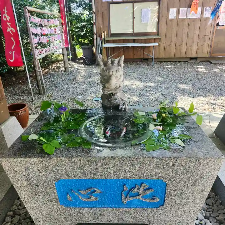 滑川神社 - 仕事と子どもの守り神の{uncategorized: "未分類", other: "その他", undefined: "問題あり", building: "その他建物", grave: "お墓", sacred_gate: "鳥居", guardian: "狛犬", statue: "像", buddha: "仏像", history: "歴史", nature: "自然", garden: "庭園", animal: "動物", pagoda: "塔", temizu: "手水舎", mountain_gate: "山門・神門", sanctuary: "本殿・本堂", subordinate: "末社・摂社", art: "芸術", scenery: "景色", jizo: "地蔵", ema: "絵馬", goshuin: "御朱印", omikuji: "おみくじ", items: "授与品その他", amulet: "お守り", goshuincho: "御朱印帳", eats: "食事", festival: "お祭り", votive_dance: "神楽", shichigosan: "七五三参", wedding: "結婚式", experience: "体験その他", initially: "初詣", around: "周辺", anti_infection: "感染症対策"}