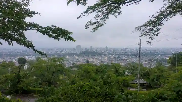 観音山慈眼院(高崎観音)の{uncategorized: "未分類", other: "その他", undefined: "問題あり", building: "その他建物", grave: "お墓", sacred_gate: "鳥居", guardian: "狛犬", statue: "像", buddha: "仏像", history: "歴史", nature: "自然", garden: "庭園", animal: "動物", pagoda: "塔", temizu: "手水舎", mountain_gate: "山門・神門", sanctuary: "本殿・本堂", subordinate: "末社・摂社", art: "芸術", scenery: "景色", jizo: "地蔵", ema: "絵馬", goshuin: "御朱印", omikuji: "おみくじ", items: "授与品その他", amulet: "お守り", goshuincho: "御朱印帳", eats: "食事", festival: "お祭り", votive_dance: "神楽", shichigosan: "七五三参", wedding: "結婚式", experience: "体験その他", initially: "初詣", around: "周辺", anti_infection: "感染症対策"}
