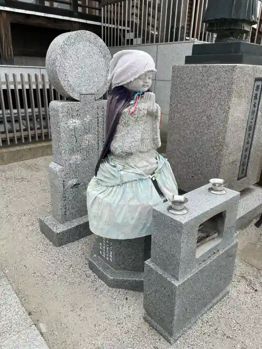 多聞寺の{uncategorized: "未分類", other: "その他", undefined: "問題あり", building: "その他建物", grave: "お墓", sacred_gate: "鳥居", guardian: "狛犬", statue: "像", buddha: "仏像", history: "歴史", nature: "自然", garden: "庭園", animal: "動物", pagoda: "塔", temizu: "手水舎", mountain_gate: "山門・神門", sanctuary: "本殿・本堂", subordinate: "末社・摂社", art: "芸術", scenery: "景色", jizo: "地蔵", ema: "絵馬", goshuin: "御朱印", omikuji: "おみくじ", items: "授与品その他", amulet: "お守り", goshuincho: "御朱印帳", eats: "食事", festival: "お祭り", votive_dance: "神楽", shichigosan: "七五三参", wedding: "結婚式", experience: "体験その他", initially: "初詣", around: "周辺", anti_infection: "感染症対策"}