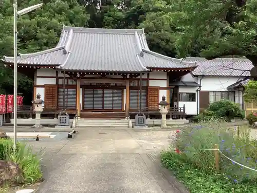 妙感寺の本殿・本堂