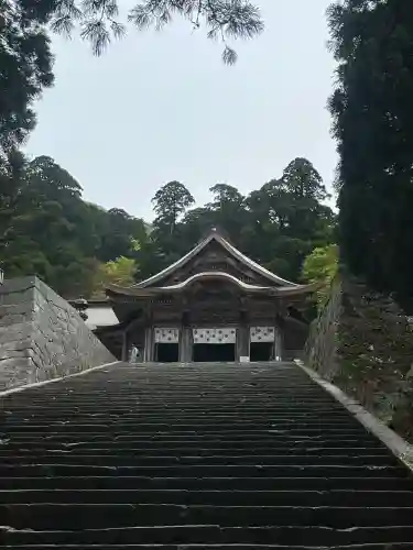 大神山神社奥宮の{uncategorized: "未分類", other: "その他", undefined: "問題あり", building: "その他建物", grave: "お墓", sacred_gate: "鳥居", guardian: "狛犬", statue: "像", buddha: "仏像", history: "歴史", nature: "自然", garden: "庭園", animal: "動物", pagoda: "塔", temizu: "手水舎", mountain_gate: "山門・神門", sanctuary: "本殿・本堂", subordinate: "末社・摂社", art: "芸術", scenery: "景色", jizo: "地蔵", ema: "絵馬", goshuin: "御朱印", omikuji: "おみくじ", items: "授与品その他", amulet: "お守り", goshuincho: "御朱印帳", eats: "食事", festival: "お祭り", votive_dance: "神楽", shichigosan: "七五三参", wedding: "結婚式", experience: "体験その他", initially: "初詣", around: "周辺", anti_infection: "感染症対策"}