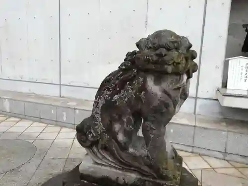 北谷稲荷神社の狛犬