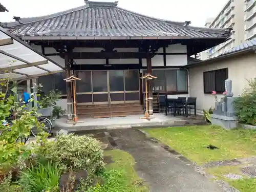 正寿寺の本殿・本堂