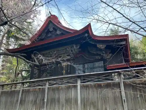 長者山新羅神社の本殿・本堂