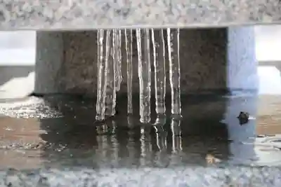 滑川神社 - 仕事と子どもの守り神の手水舎