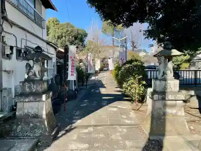 常祗稲荷神社の{uncategorized: "未分類", other: "その他", undefined: "問題あり", building: "その他建物", grave: "お墓", sacred_gate: "鳥居", guardian: "狛犬", statue: "像", buddha: "仏像", history: "歴史", nature: "自然", garden: "庭園", animal: "動物", pagoda: "塔", temizu: "手水舎", mountain_gate: "山門・神門", sanctuary: "本殿・本堂", subordinate: "末社・摂社", art: "芸術", scenery: "景色", jizo: "地蔵", ema: "絵馬", goshuin: "御朱印", omikuji: "おみくじ", items: "授与品その他", amulet: "お守り", goshuincho: "御朱印帳", eats: "食事", festival: "お祭り", votive_dance: "神楽", shichigosan: "七五三参", wedding: "結婚式", experience: "体験その他", initially: "初詣", around: "周辺", anti_infection: "感染症対策"}