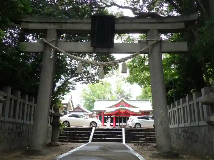 亀之森住吉神社の鳥居