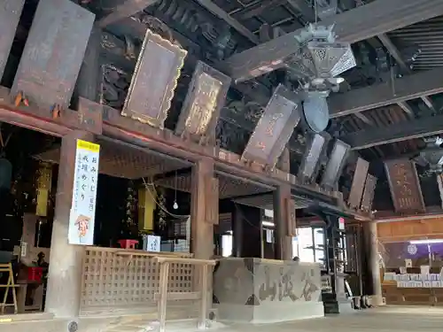 華厳寺の本殿・本堂
