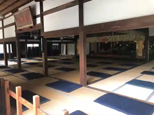 建長寺の本殿・本堂
