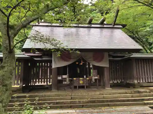 金崎宮の本殿・本堂