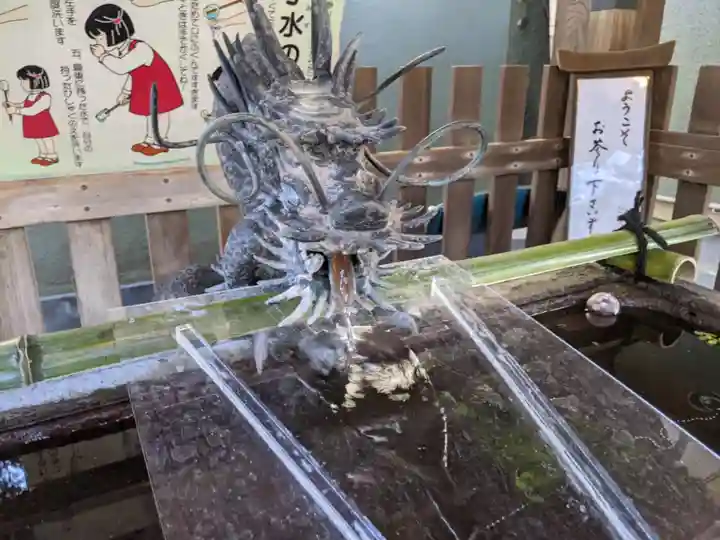 戸越八幡神社の手水舎