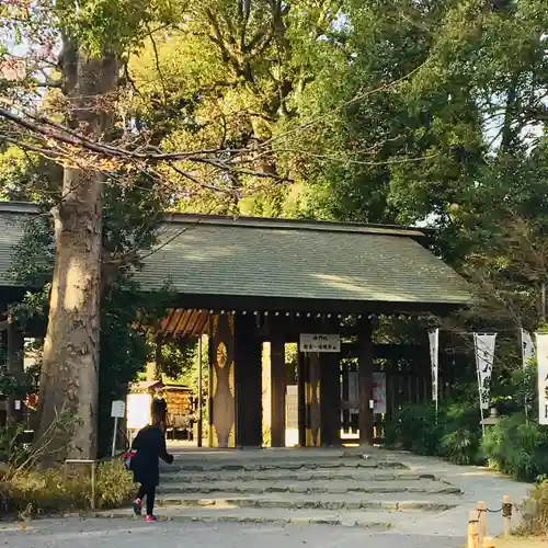 阿佐ヶ谷神明宮の山門・神門