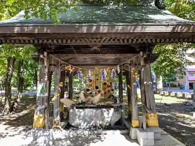 彌彦神社　(伊夜日子神社)の手水舎