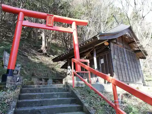 源泉神社の鳥居