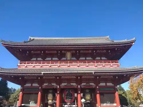 浅草寺の山門・神門
