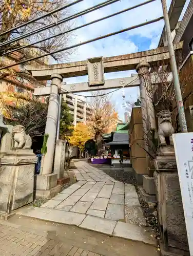 小野照崎神社の鳥居