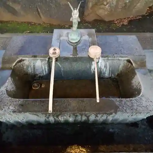 新井天神北野神社の手水舎
