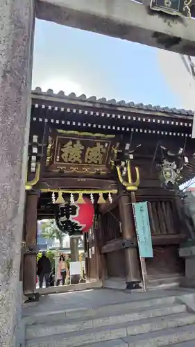 櫛田神社の山門