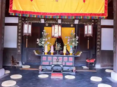 萬福寺の本殿・本堂