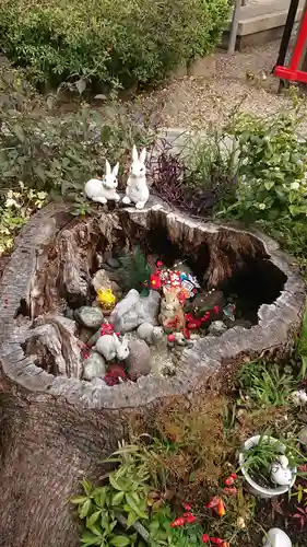 三輪神社の庭園