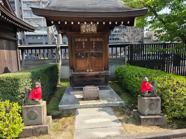 覚林寺の{uncategorized: "未分類", other: "その他", undefined: "問題あり", building: "その他建物", grave: "お墓", sacred_gate: "鳥居", guardian: "狛犬", statue: "像", buddha: "仏像", history: "歴史", nature: "自然", garden: "庭園", animal: "動物", pagoda: "塔", temizu: "手水舎", mountain_gate: "山門・神門", sanctuary: "本殿・本堂", subordinate: "末社・摂社", art: "芸術", scenery: "景色", jizo: "地蔵", ema: "絵馬", goshuin: "御朱印", omikuji: "おみくじ", items: "授与品その他", amulet: "お守り", goshuincho: "御朱印帳", eats: "食事", festival: "お祭り", votive_dance: "神楽", shichigosan: "七五三参", wedding: "結婚式", experience: "体験その他", initially: "初詣", around: "周辺", anti_infection: "感染症対策"}