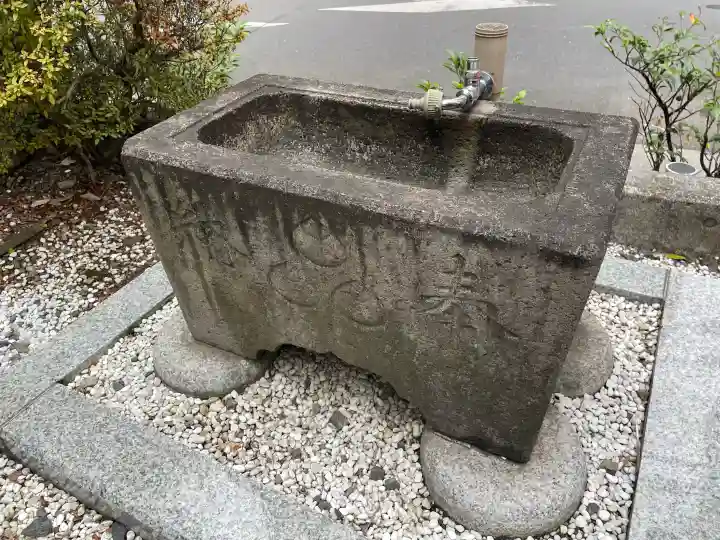 境稲荷神社の{uncategorized: "未分類", other: "その他", undefined: "問題あり", building: "その他建物", grave: "お墓", sacred_gate: "鳥居", guardian: "狛犬", statue: "像", buddha: "仏像", history: "歴史", nature: "自然", garden: "庭園", animal: "動物", pagoda: "塔", temizu: "手水舎", mountain_gate: "山門・神門", sanctuary: "本殿・本堂", subordinate: "末社・摂社", art: "芸術", scenery: "景色", jizo: "地蔵", ema: "絵馬", goshuin: "御朱印", omikuji: "おみくじ", items: "授与品その他", amulet: "お守り", goshuincho: "御朱印帳", eats: "食事", festival: "お祭り", votive_dance: "神楽", shichigosan: "七五三参", wedding: "結婚式", experience: "体験その他", initially: "初詣", around: "周辺", anti_infection: "感染症対策"}