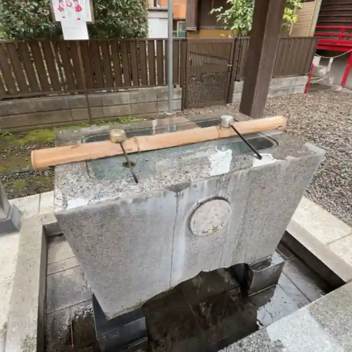 羽衣町厳島神社(関内厳島神社・横浜弁天)の{uncategorized: "未分類", other: "その他", undefined: "問題あり", building: "その他建物", grave: "お墓", sacred_gate: "鳥居", guardian: "狛犬", statue: "像", buddha: "仏像", history: "歴史", nature: "自然", garden: "庭園", animal: "動物", pagoda: "塔", temizu: "手水舎", mountain_gate: "山門・神門", sanctuary: "本殿・本堂", subordinate: "末社・摂社", art: "芸術", scenery: "景色", jizo: "地蔵", ema: "絵馬", goshuin: "御朱印", omikuji: "おみくじ", items: "授与品その他", amulet: "お守り", goshuincho: "御朱印帳", eats: "食事", festival: "お祭り", votive_dance: "神楽", shichigosan: "七五三参", wedding: "結婚式", experience: "体験その他", initially: "初詣", around: "周辺", anti_infection: "感染症対策"}