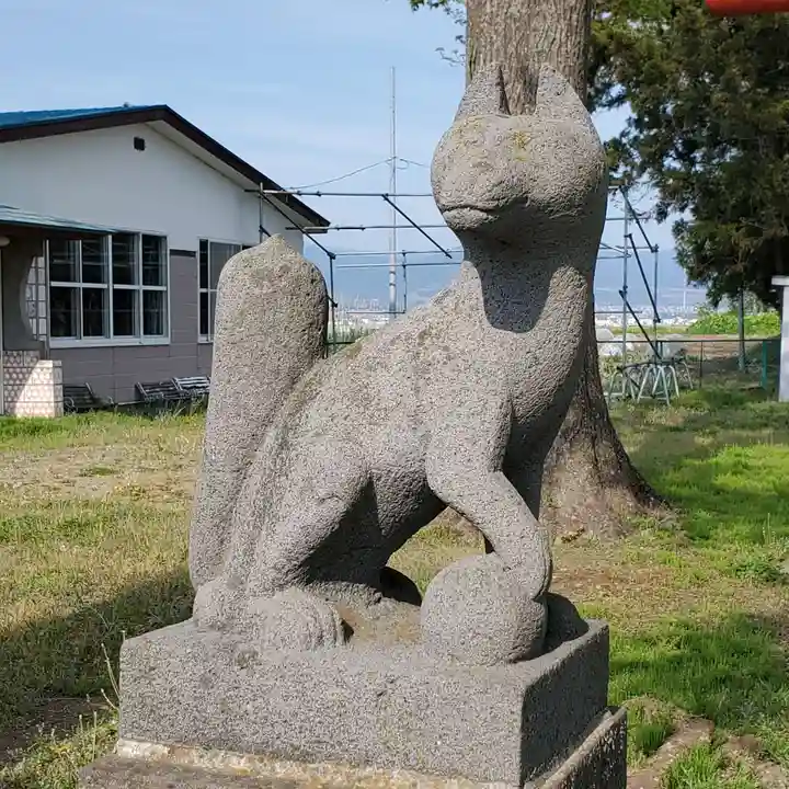 千代田稲荷神社の狛犬