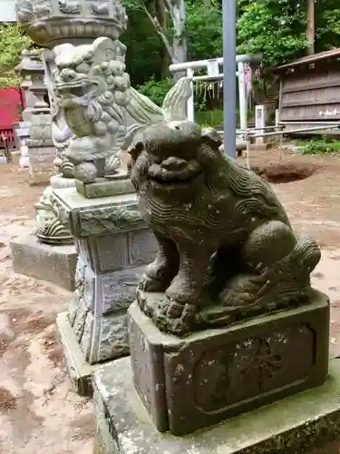 戸隠神社の狛犬