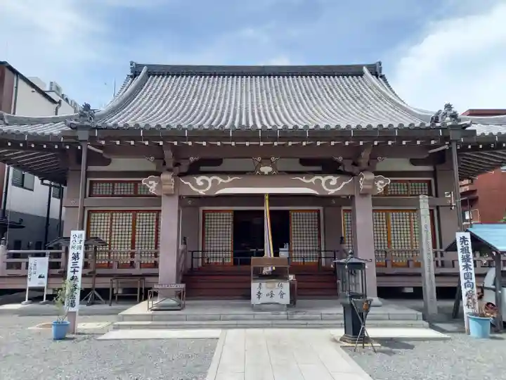釋迦院(釈迦院)の本殿・本堂